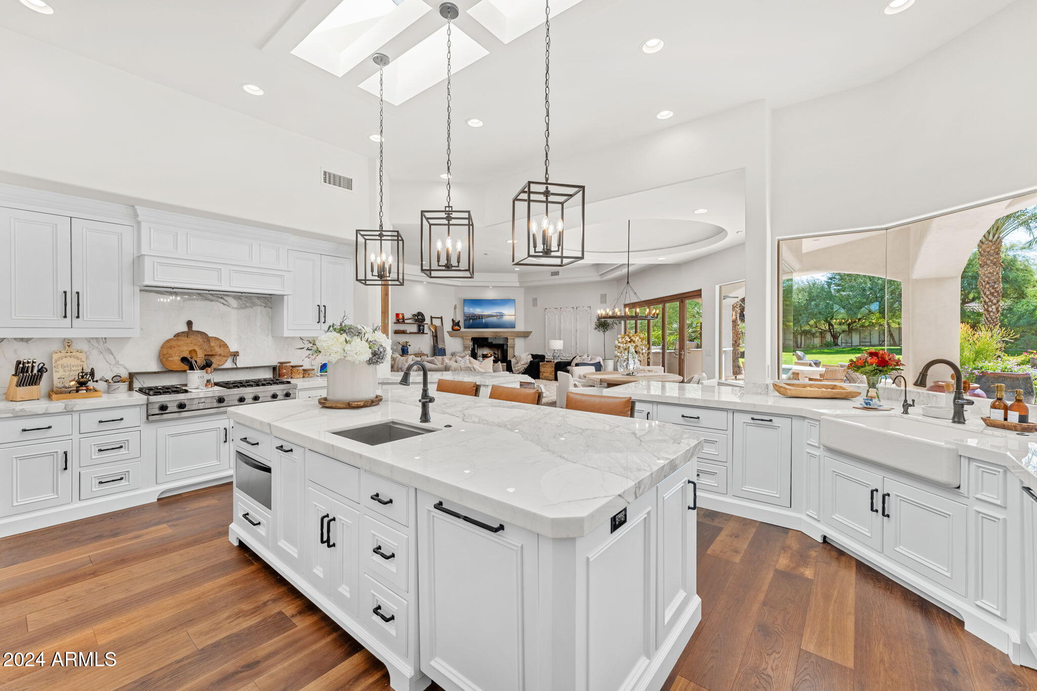 Paradise Valley, Arizona 85253, United States, 5 Bedrooms Bedrooms, ,6 BathroomsBathrooms,Residential,Active,32201