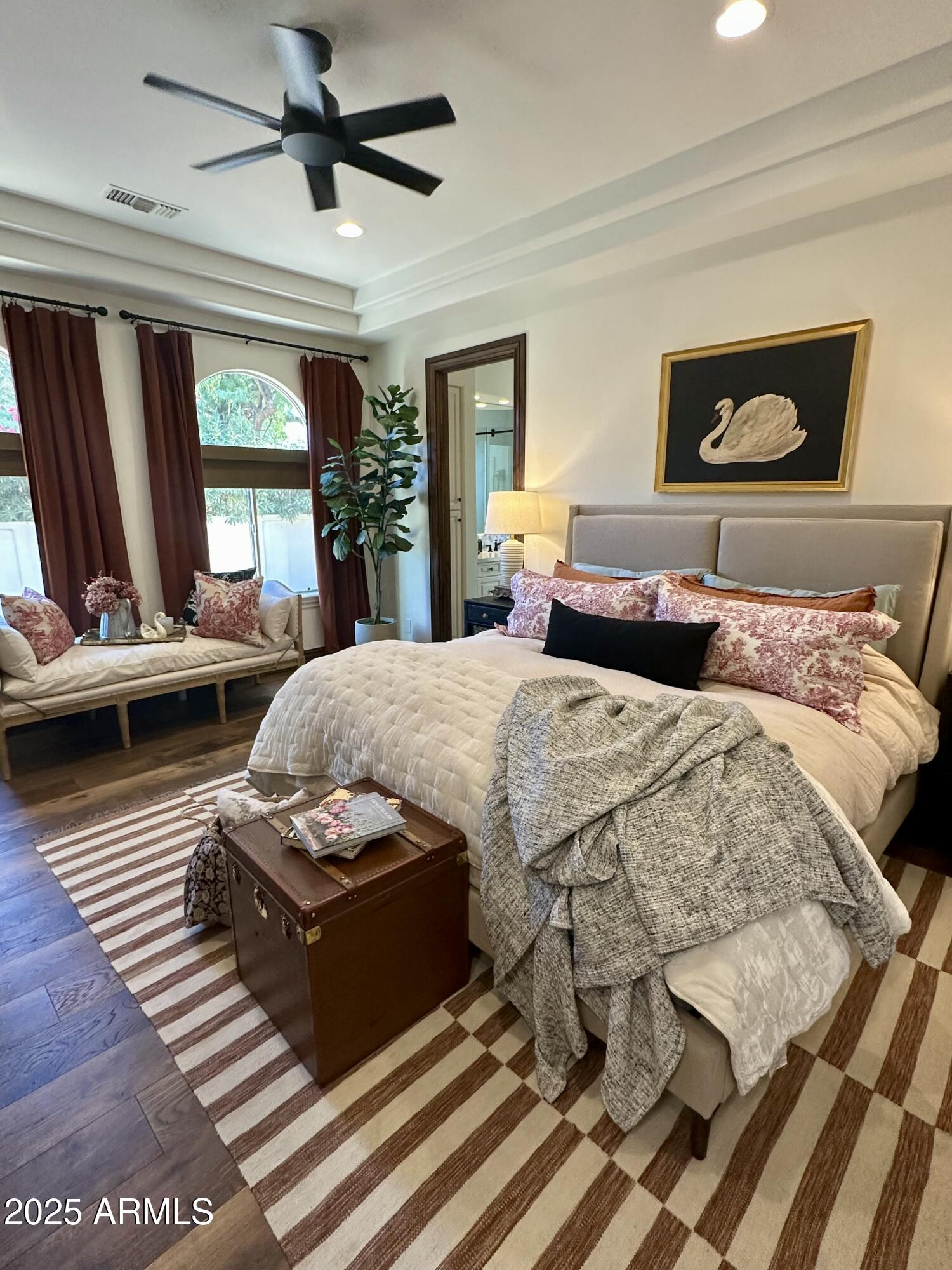 Paradise Valley, Arizona 85253, United States, 5 Bedrooms Bedrooms, ,6 BathroomsBathrooms,Residential,Active,32201