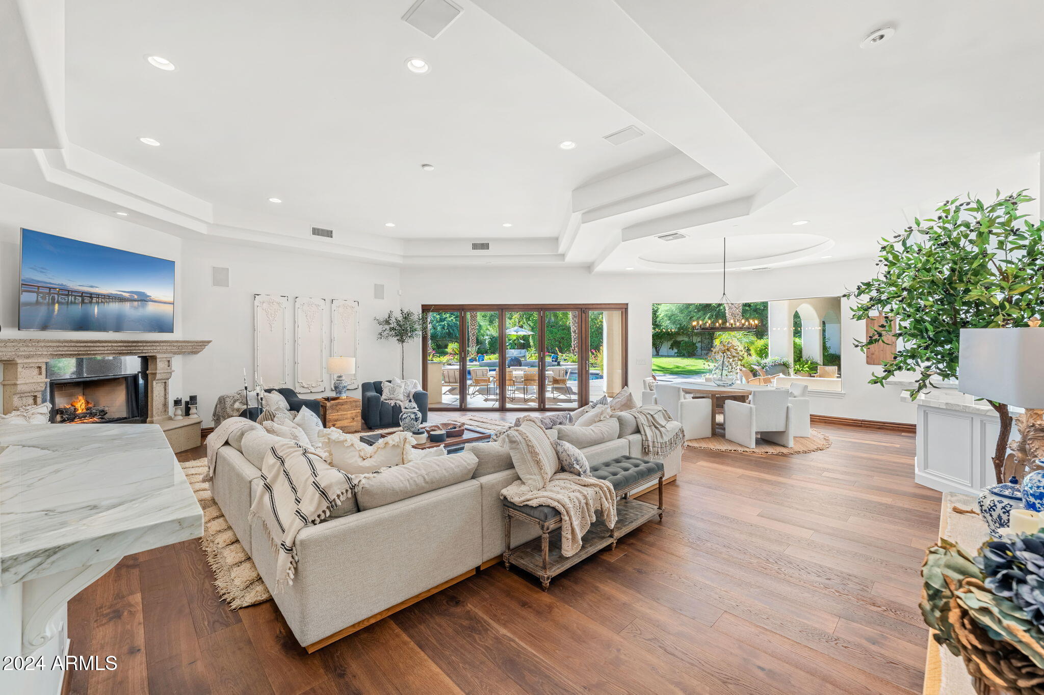 Paradise Valley, Arizona 85253, United States, 5 Bedrooms Bedrooms, ,6 BathroomsBathrooms,Residential,Active,32201