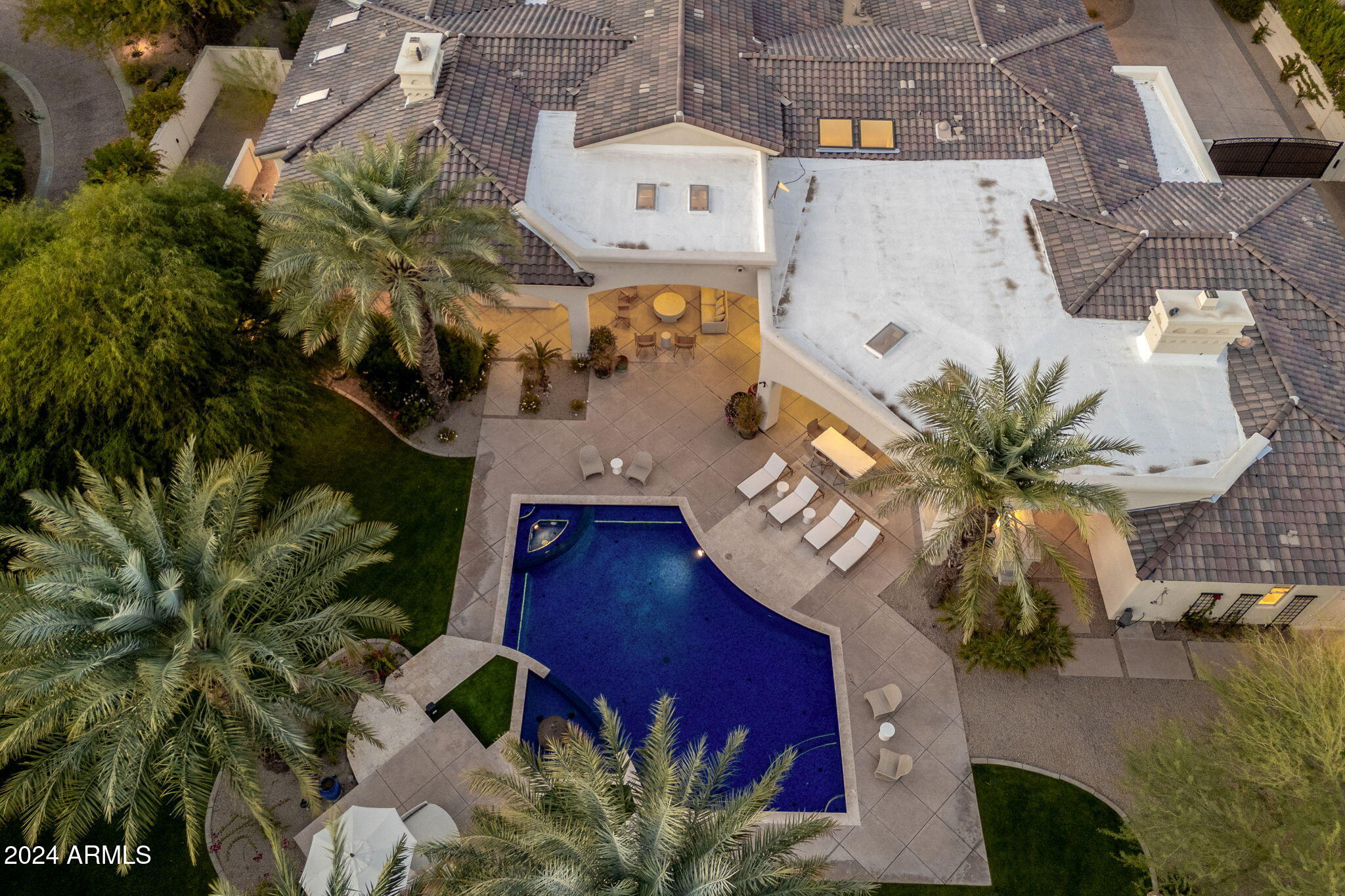 Paradise Valley, Arizona 85253, United States, 5 Bedrooms Bedrooms, ,6 BathroomsBathrooms,Residential,Active,32201