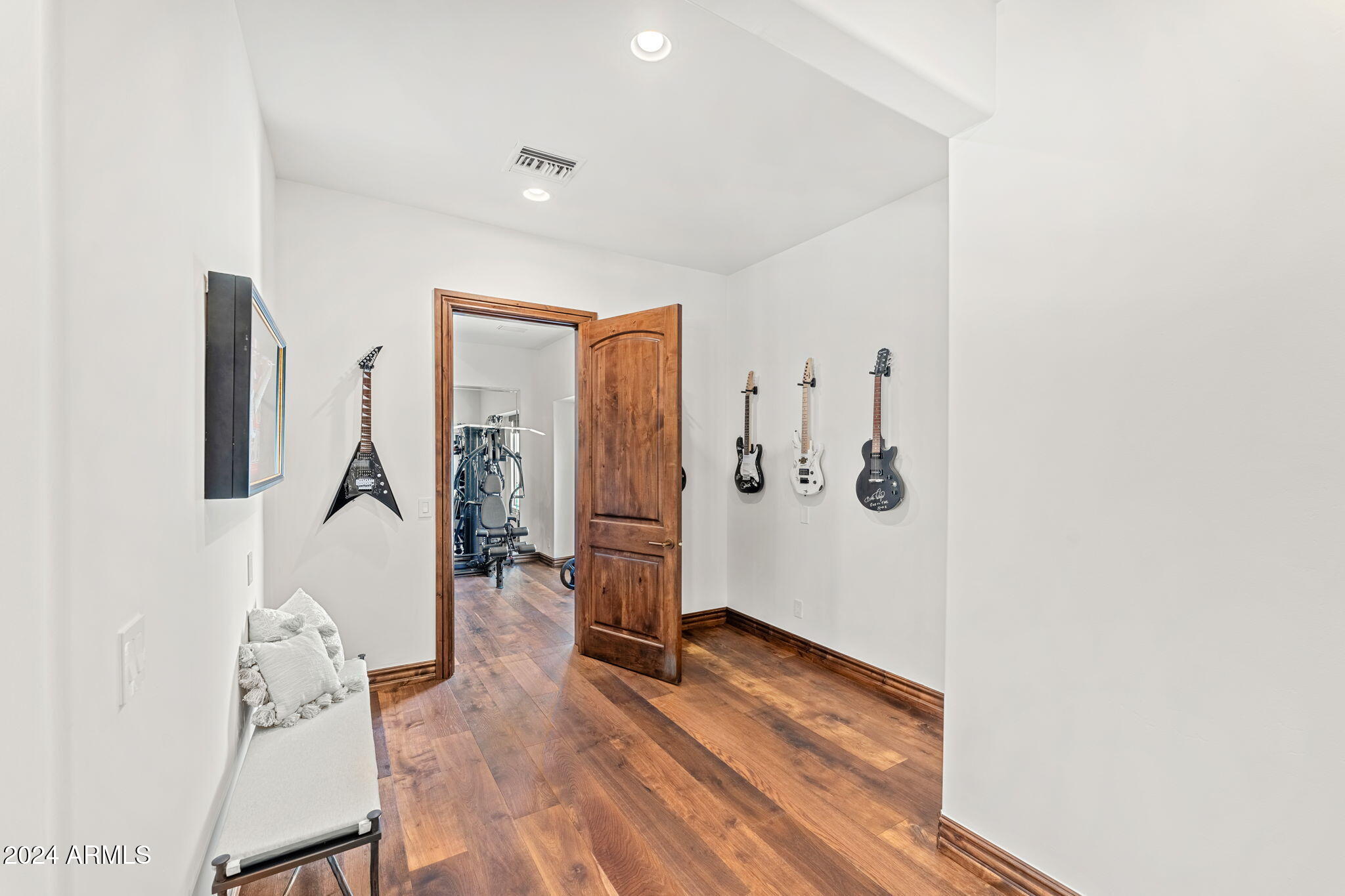 Paradise Valley, Arizona 85253, United States, 5 Bedrooms Bedrooms, ,6 BathroomsBathrooms,Residential,Active,32201