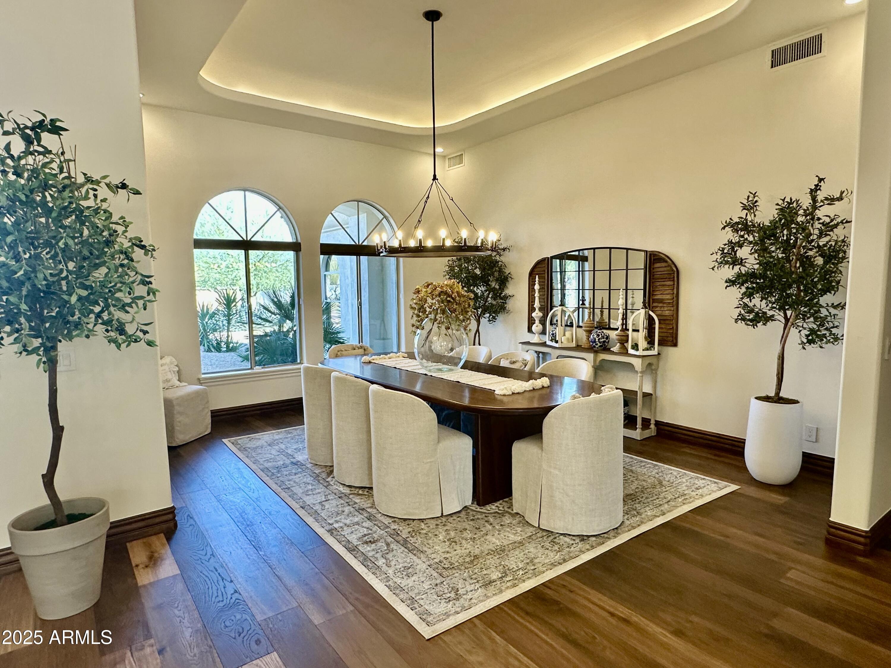 Paradise Valley, Arizona 85253, United States, 5 Bedrooms Bedrooms, ,6 BathroomsBathrooms,Residential,Active,32201