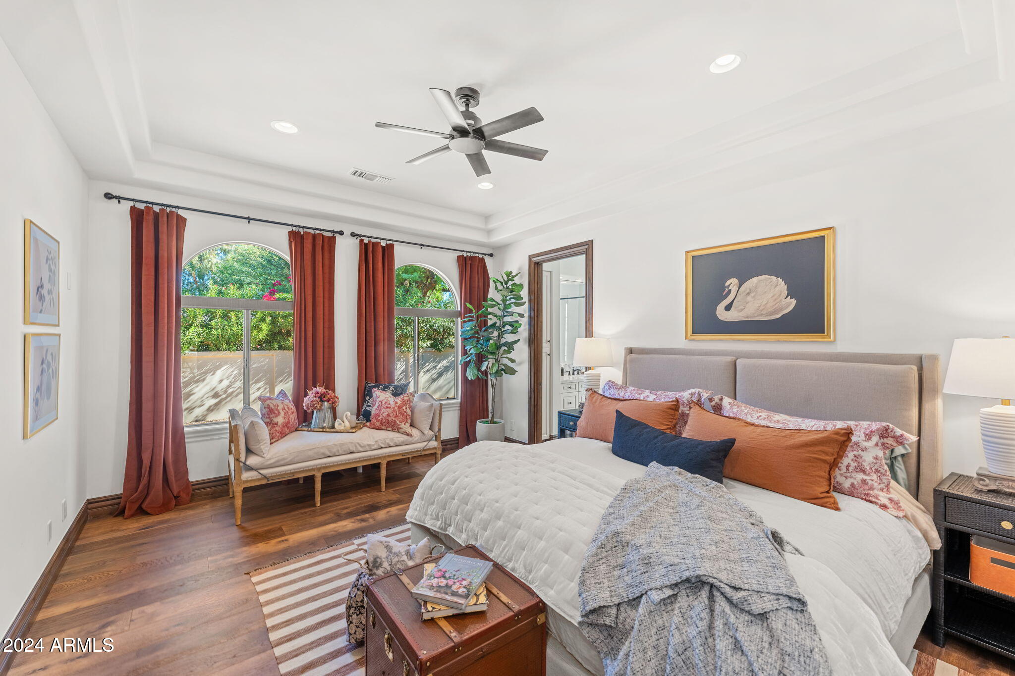 Paradise Valley, Arizona 85253, United States, 5 Bedrooms Bedrooms, ,6 BathroomsBathrooms,Residential,Active,32201