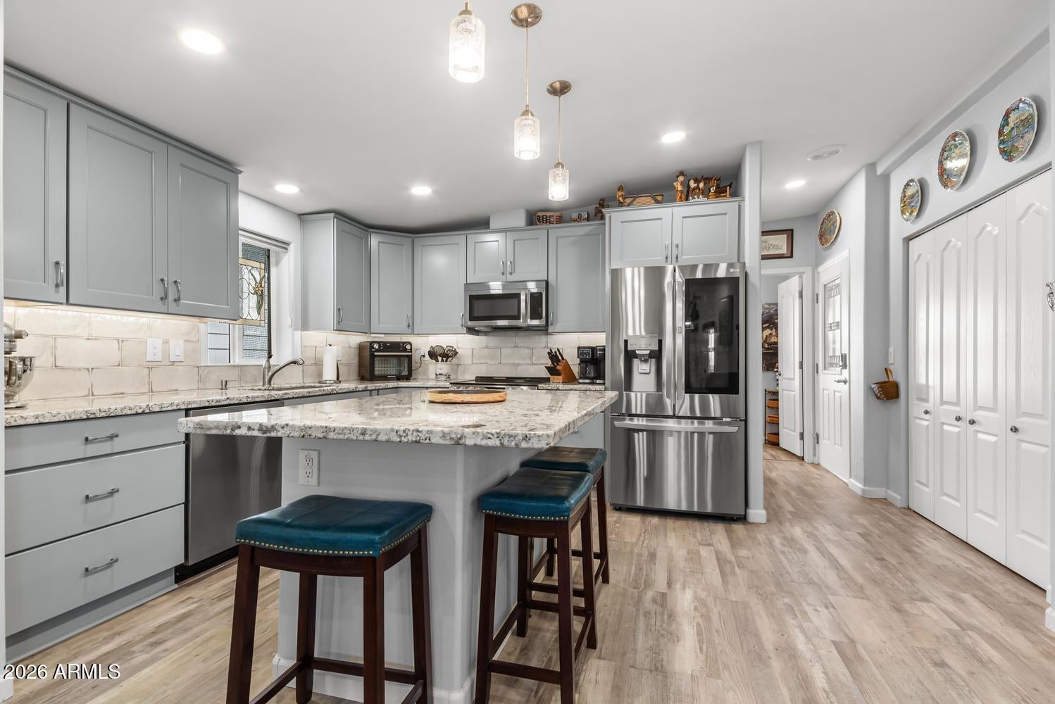17200 W BELL Road 708