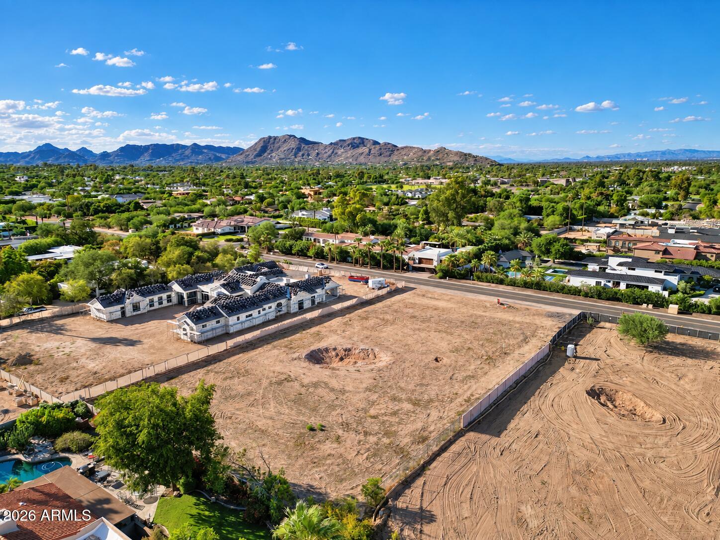 7021 E JACKRABBIT Road -