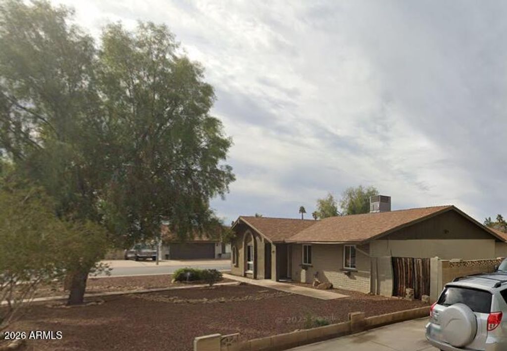 Photo of 3824 W Shangri La Road, Phoenix, AZ 85029 (MLS # 6974775)