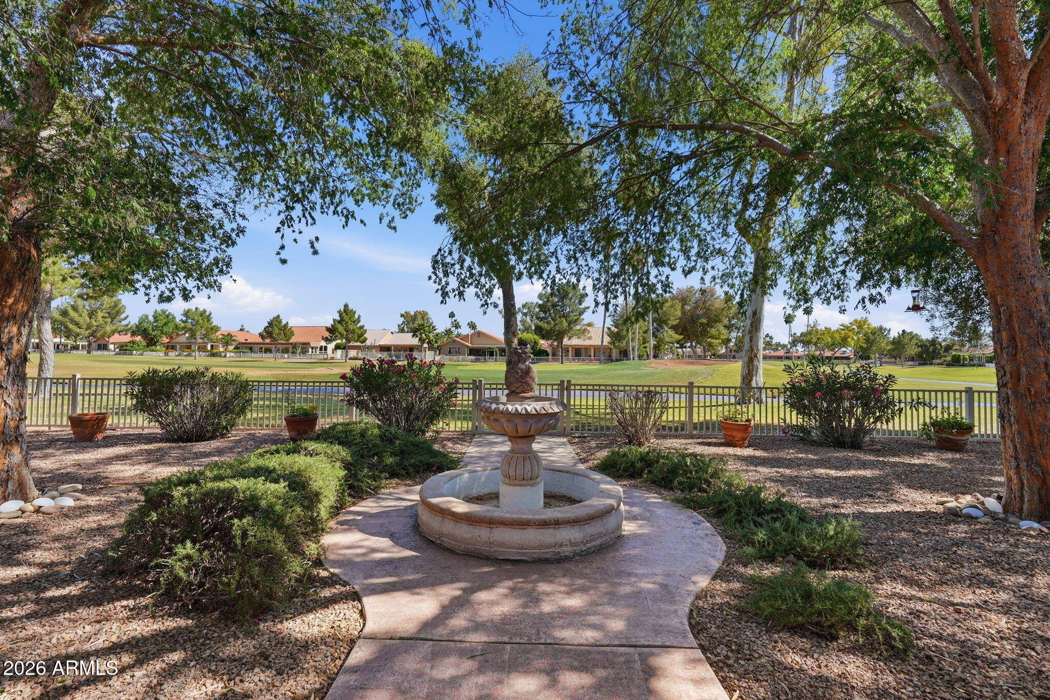 10933 E CHESTNUT Drive