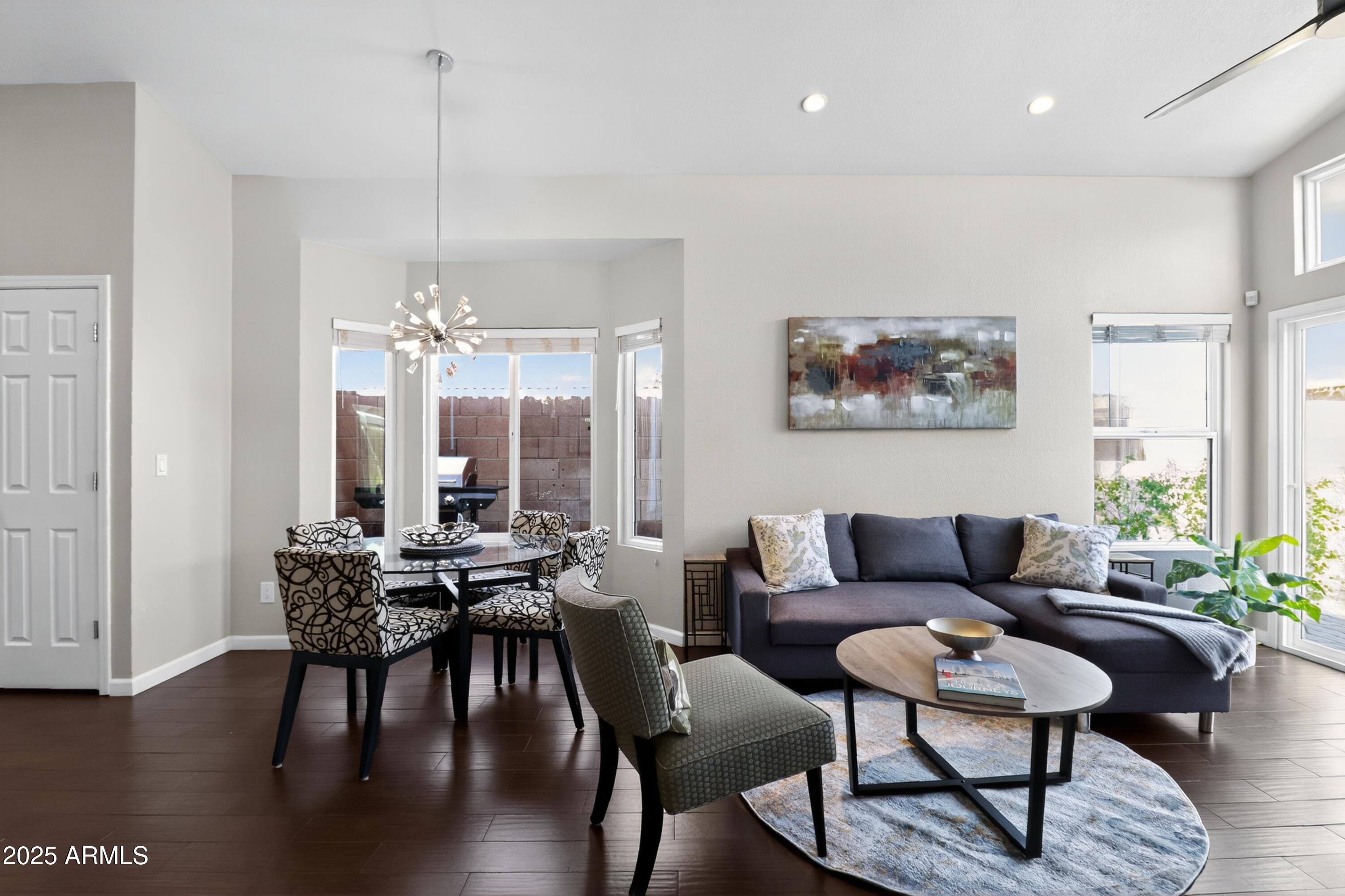 8828 E RIVIERA Drive