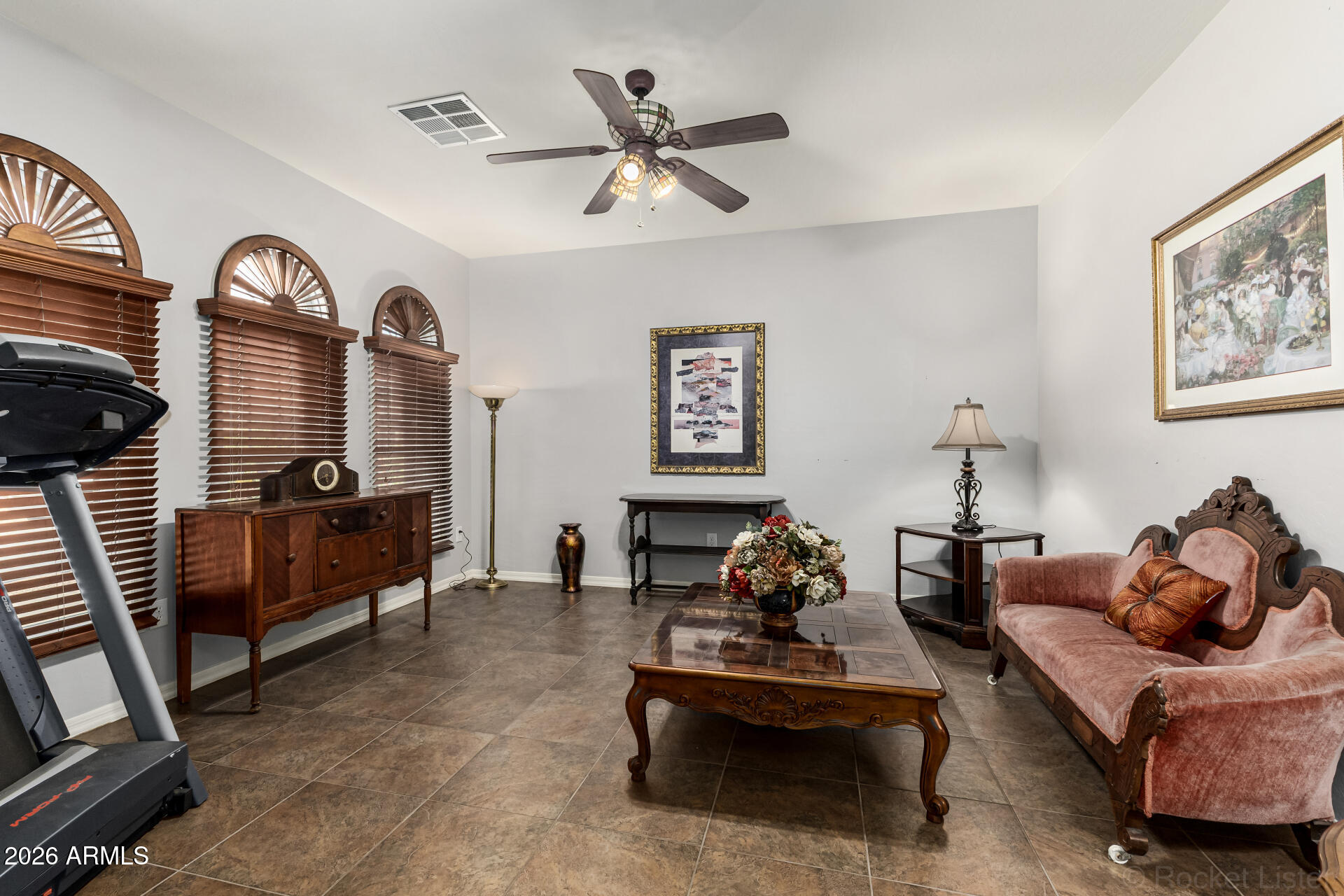 4029 W SAINT ANNE Avenue