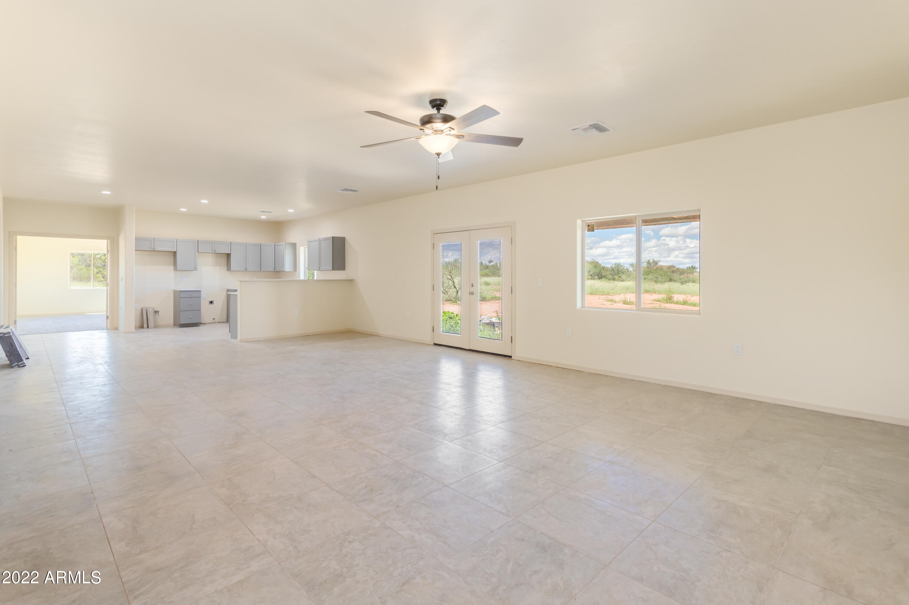 LOS RANCHOS - Residential