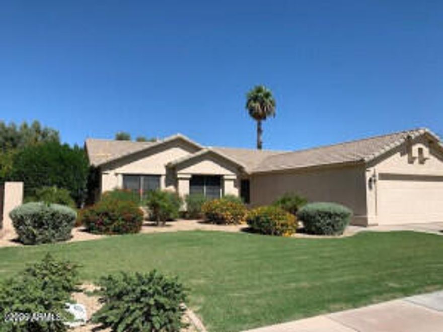 Lovely home nestled in prestigious Ocotillo LAKE & GOLF Neighborhood! VAULTED CEILINGS are featured in the separate living, dining & family rooms. Tile in all the right places, GRANITE COUNTERTOPS with new sinks & faucets throughout.  New light fixtures throughout. PLANTATION SHUTTERS & blinds in all windows. Spacious kitchen w/ bayed breakfast nook has GE STAINLESS APPLIANCES ~ Upgraded cabinets w/ pullout shelves. BAYED master suite w/ walk in closet and EN SUITE bathroom with DOUBLE SINKS, separate shower and garden tub. Ceiling fans & MULTI ZONE A/C unit. 2 car garage w/ 4' extension & built in cabinets. Private backyard and mature landscaping front and back ~TUFFSHED conveys. New water heater 2023 New HVAC 2021