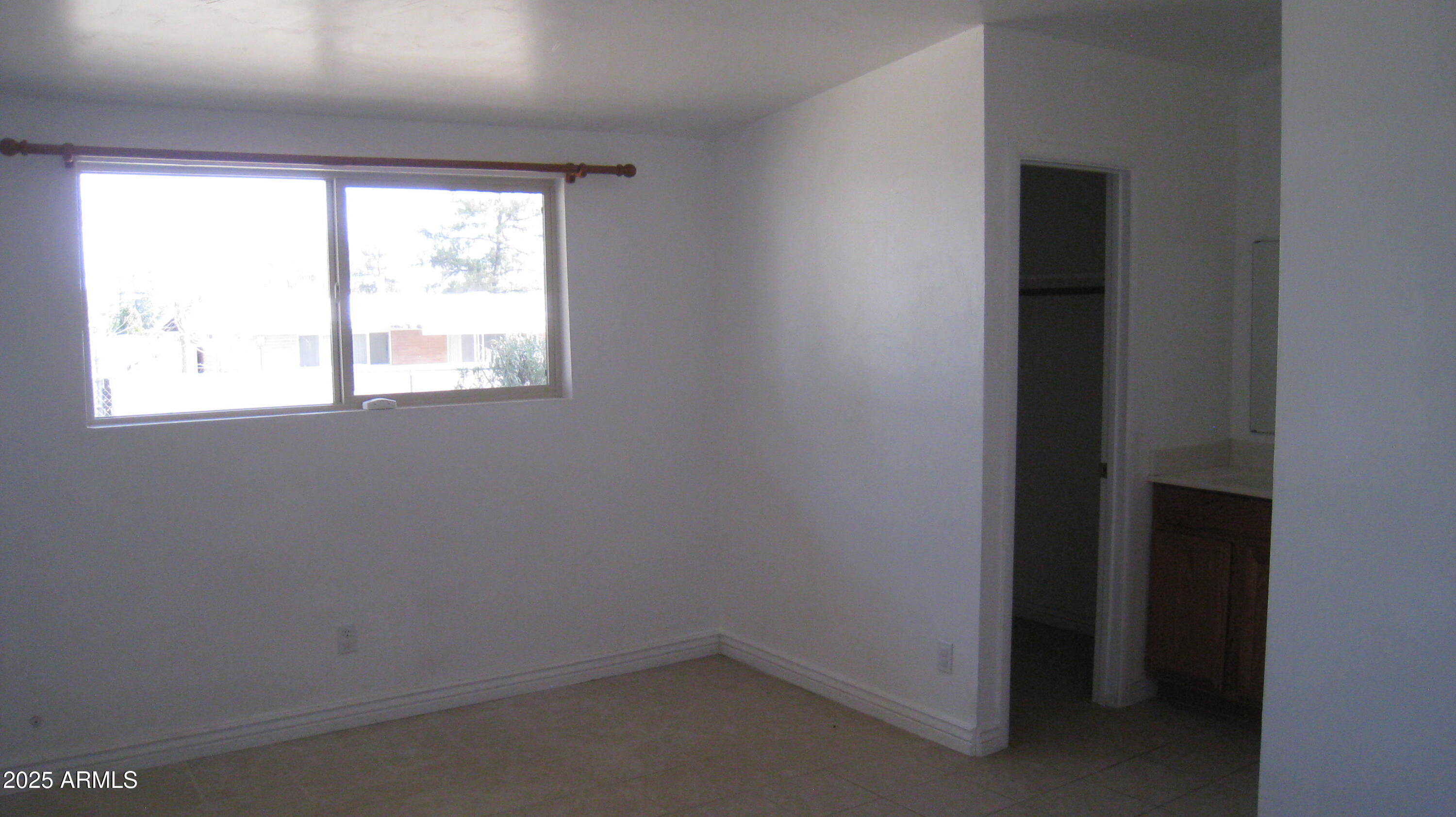 BUENA 1 - Residential Lease