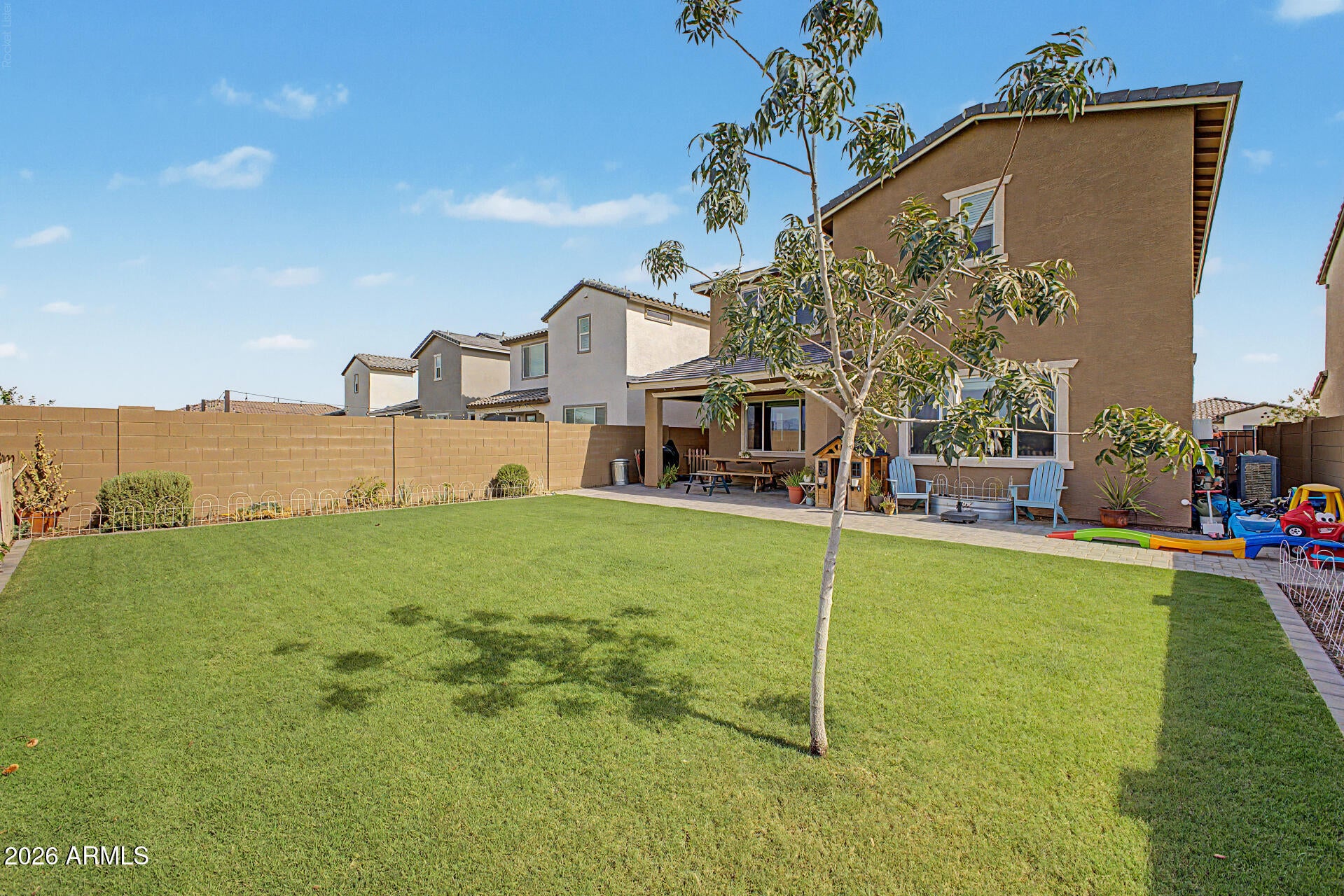 3096 E HAYFIELD Way
