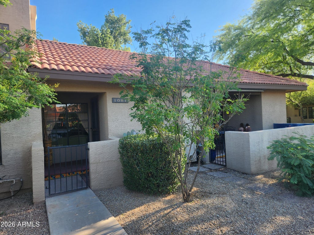 Photo of 8625 E Belleview Place #1081, Scottsdale, AZ 85257 (MLS # 7031106)