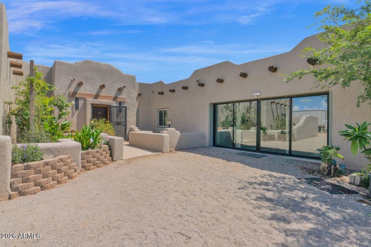 43607 N Coyote Road