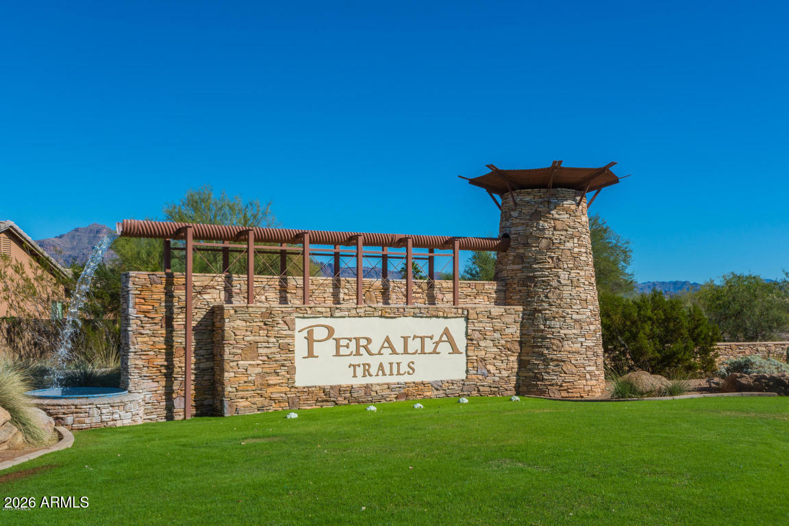 PERALTA TRAILS - Residential