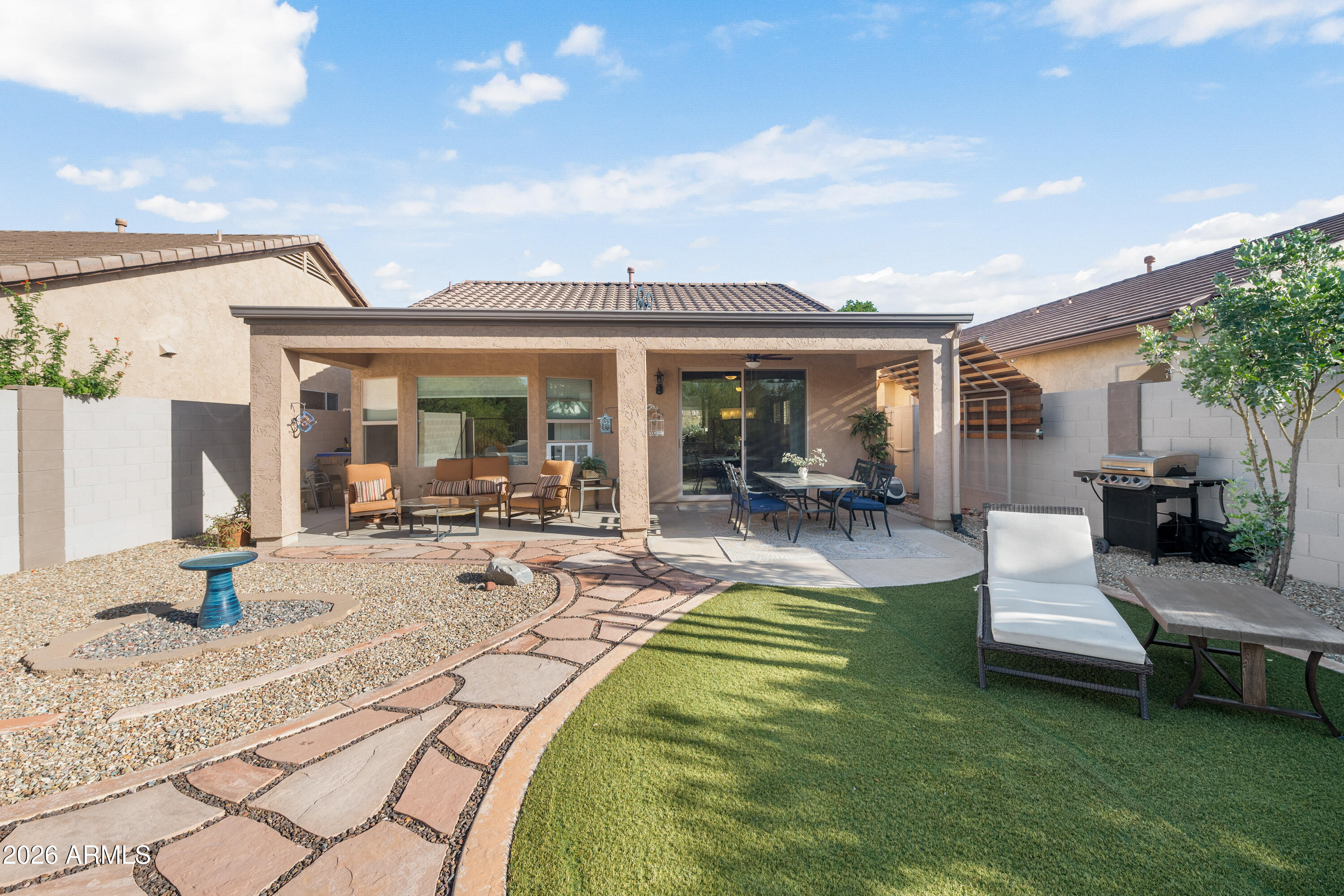 PERALTA TRAILS - Residential