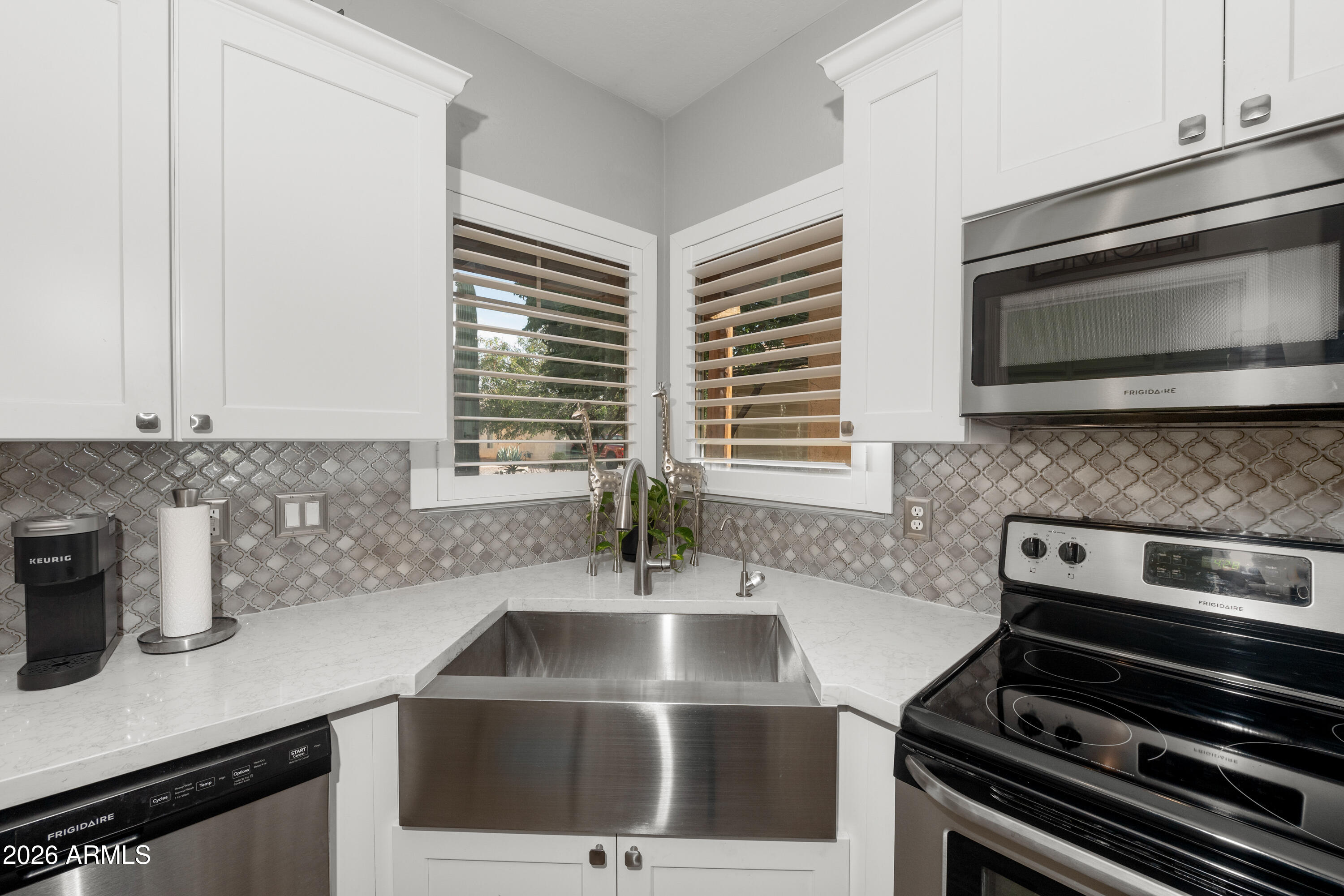PERALTA TRAILS - Residential