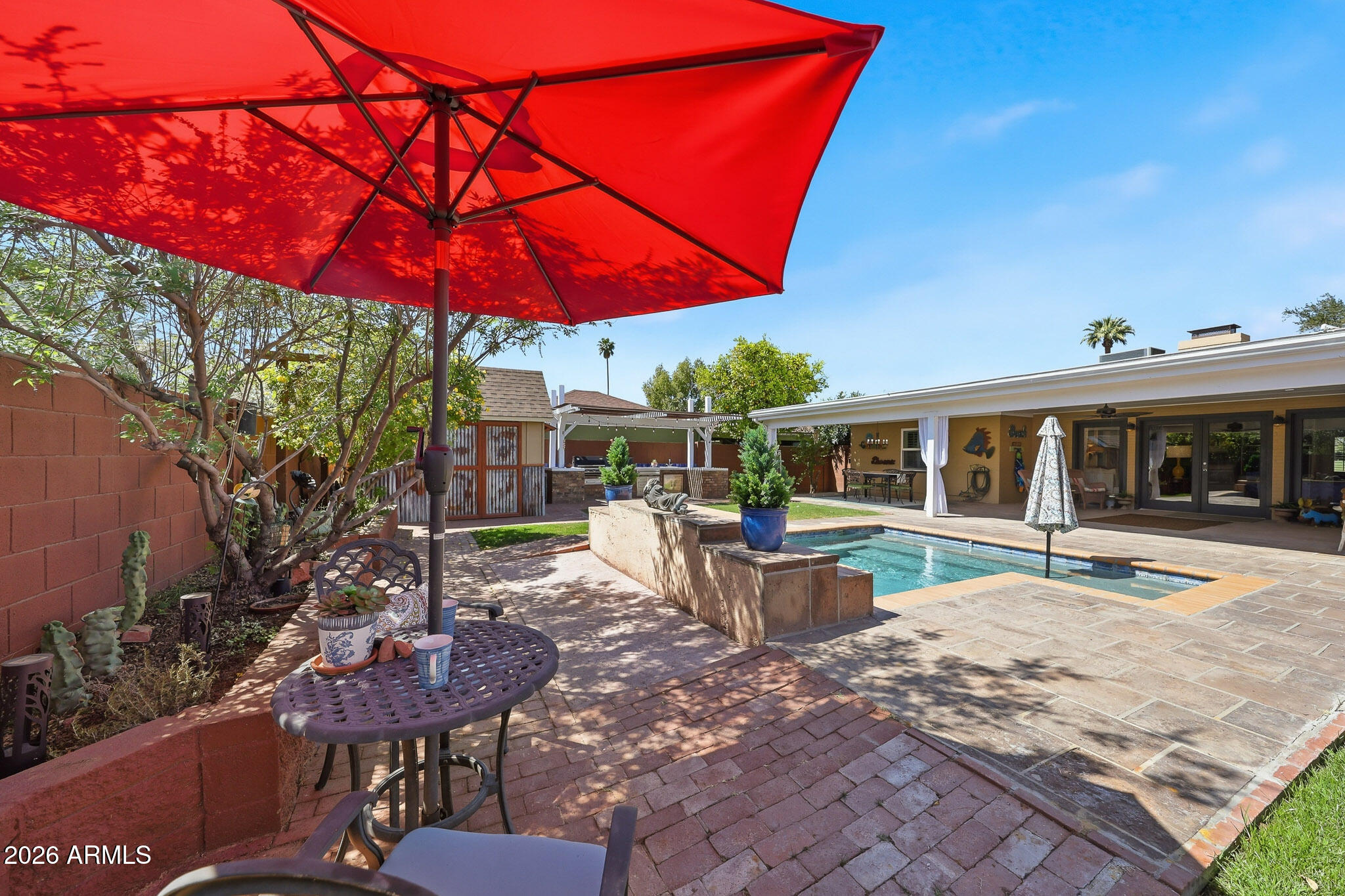 1609 W VIRGINIA Avenue