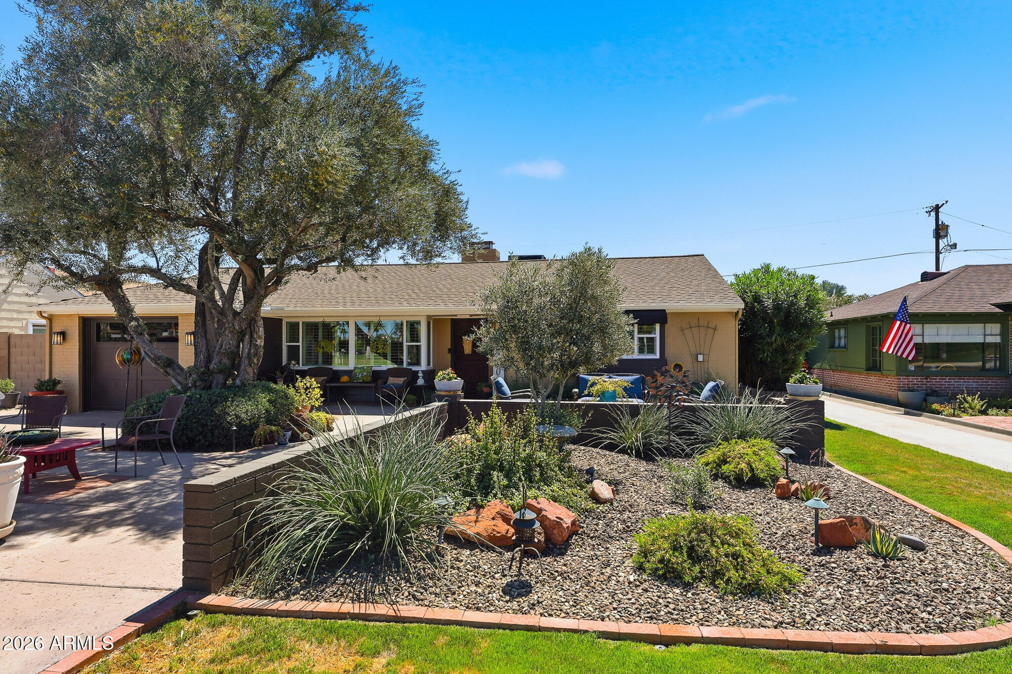 1609 W VIRGINIA Avenue