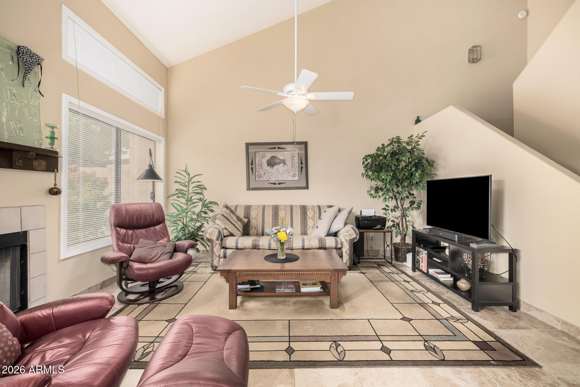 1129 W WINDJAMMER Drive