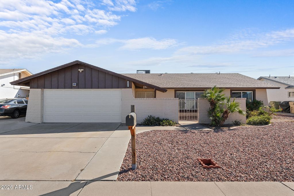 Photo of 13825 N 52nd Avenue, Glendale, AZ 85306 (MLS # 6987686)
