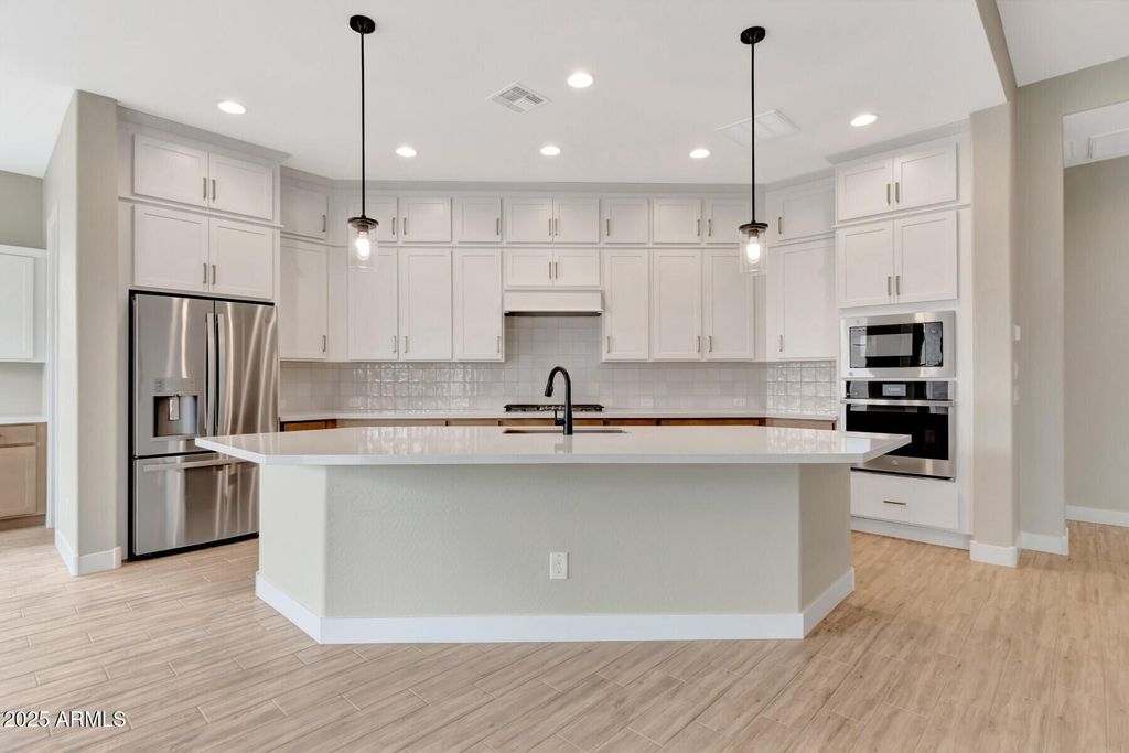 Photo of 6848 N 190th Avenue, Waddell, AZ 85355 (MLS # 6884422)