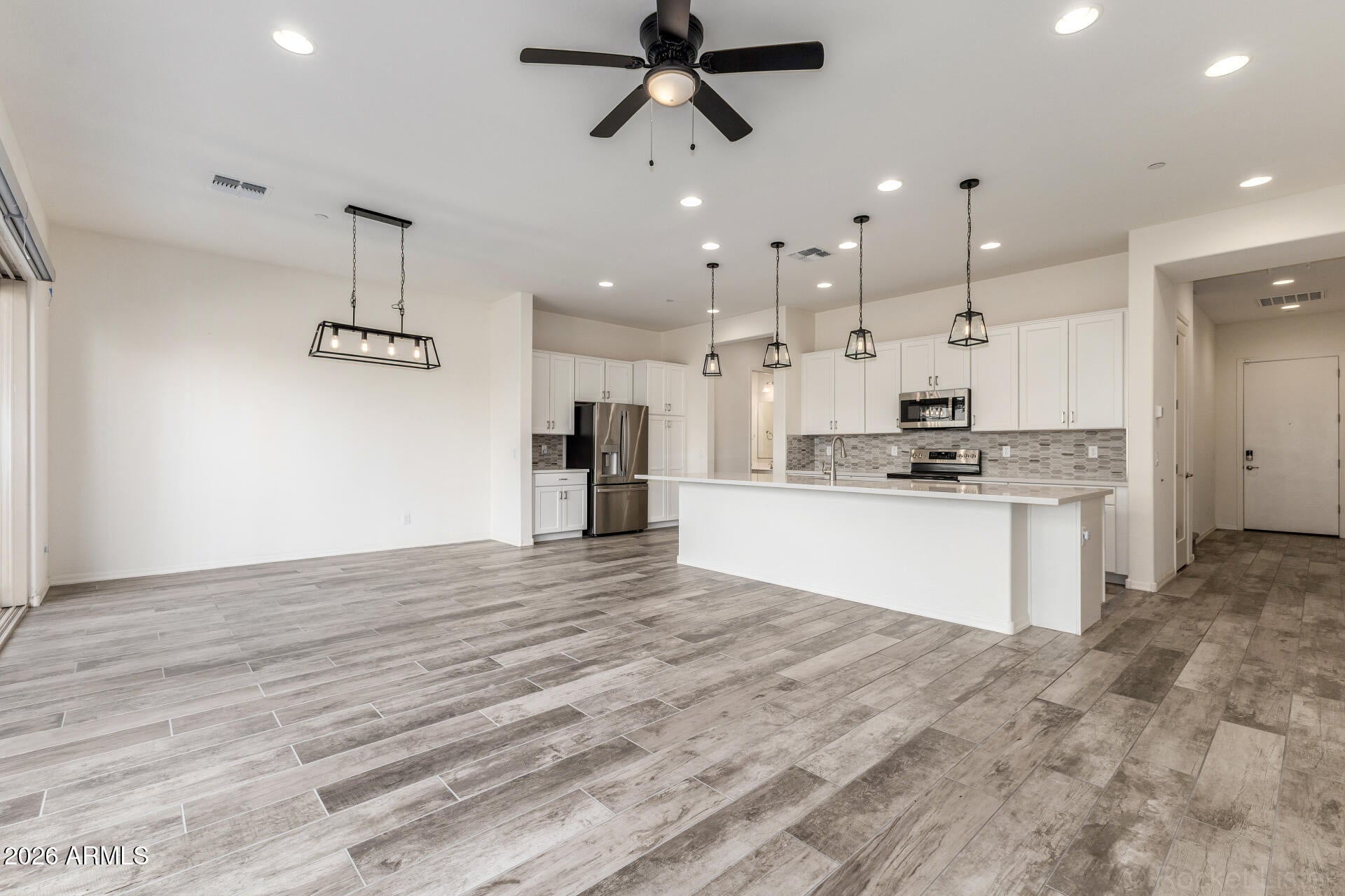 1953 W KINFIELD Trail