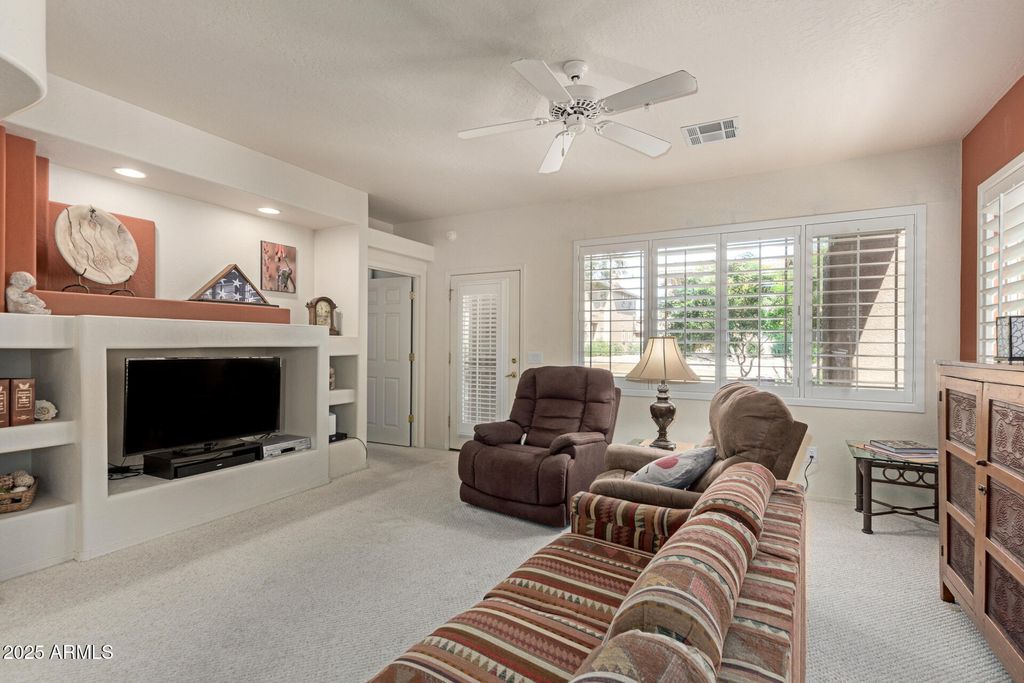 Photo of 11500 E Cochise Drive #1099, Scottsdale, AZ 85259 (MLS # 6943772)
