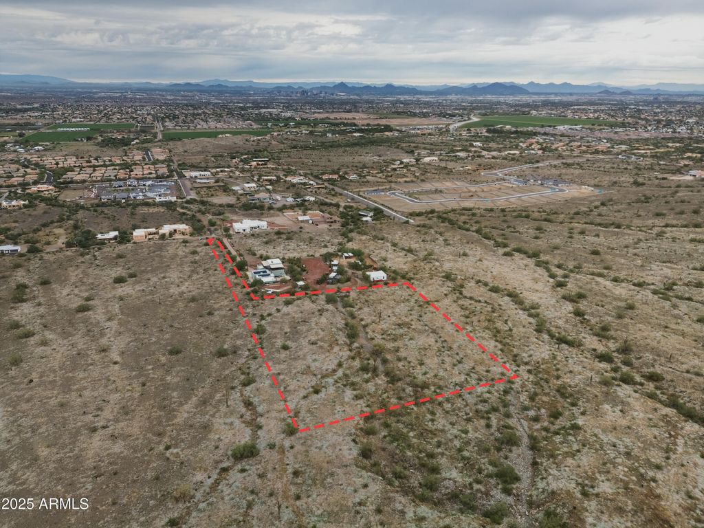 Photo of 2229 W Sunrise Drive #0, Phoenix, AZ 85041 (MLS # 6953960)