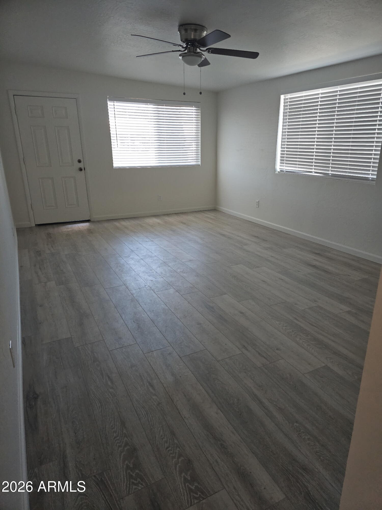 3629 W DUNLAP Avenue