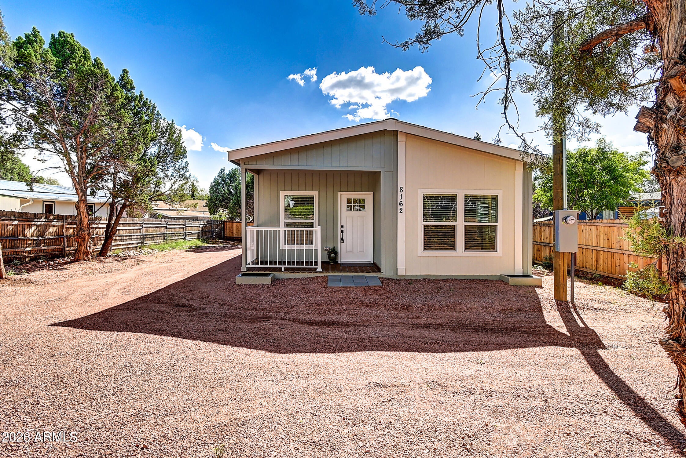 8162 W Apache Drive