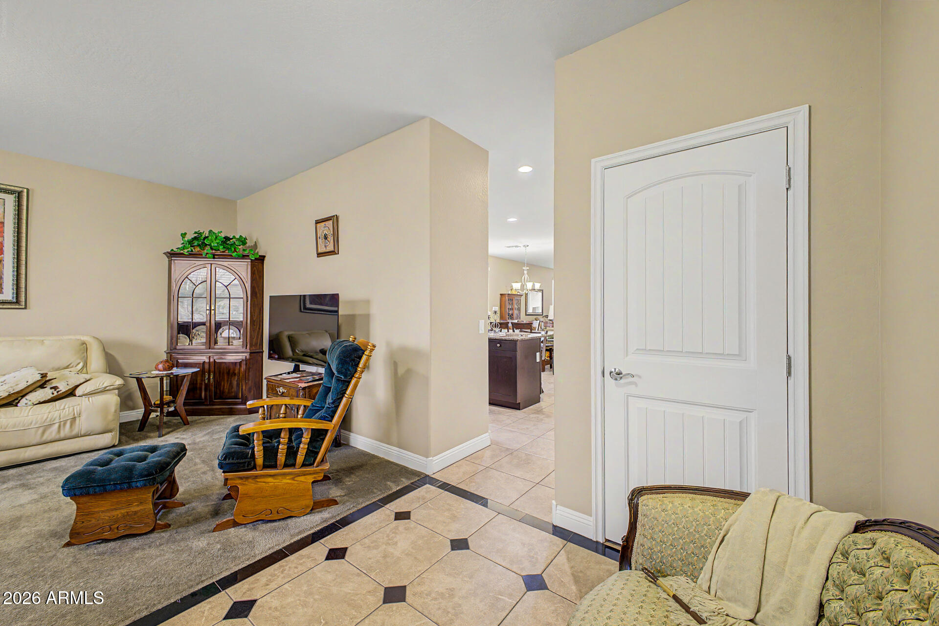 1266 E EUCALYPTUS Lane