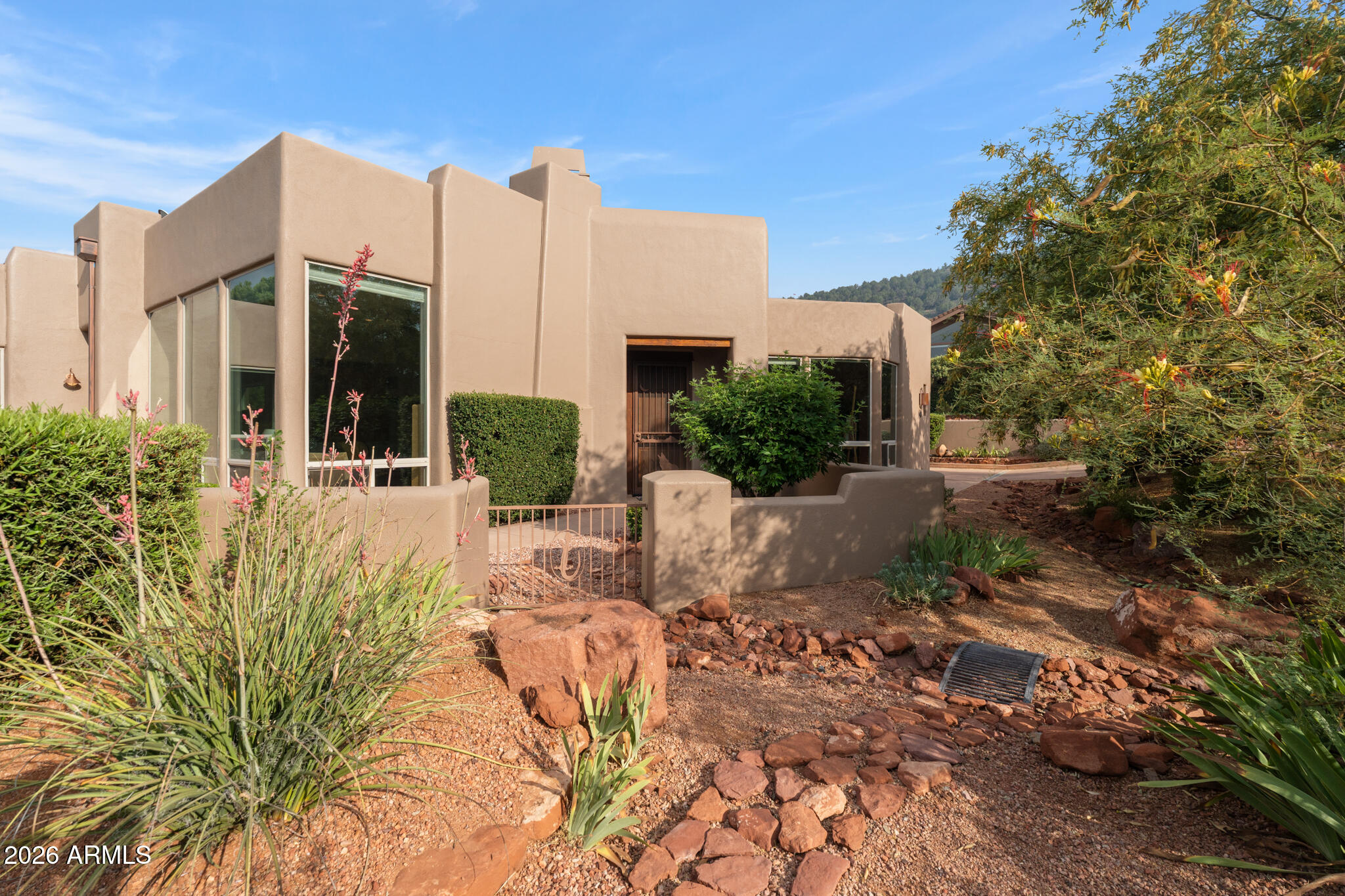 70 ROCKRIDGE Drive