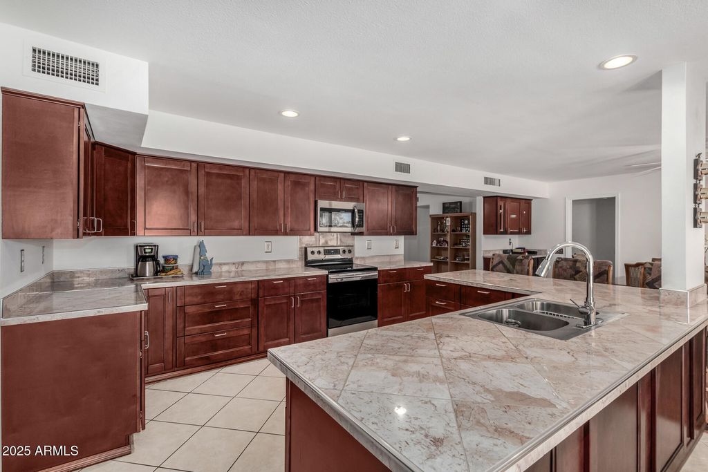 Photo of 11807 N Sun Valley Drive, Sun City, AZ 85351 (MLS # 6908941)