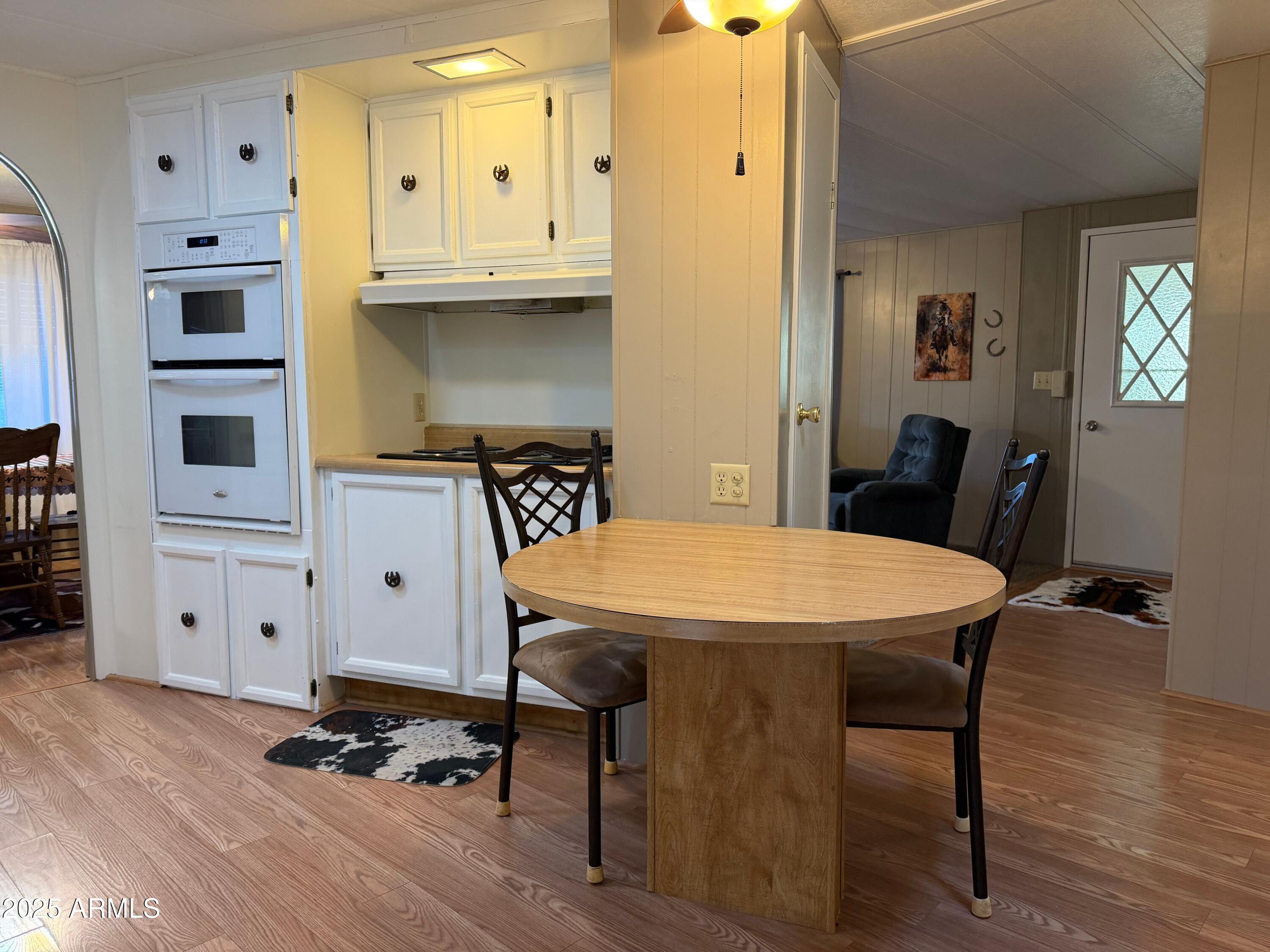 2501 W Wickenburg Way 04