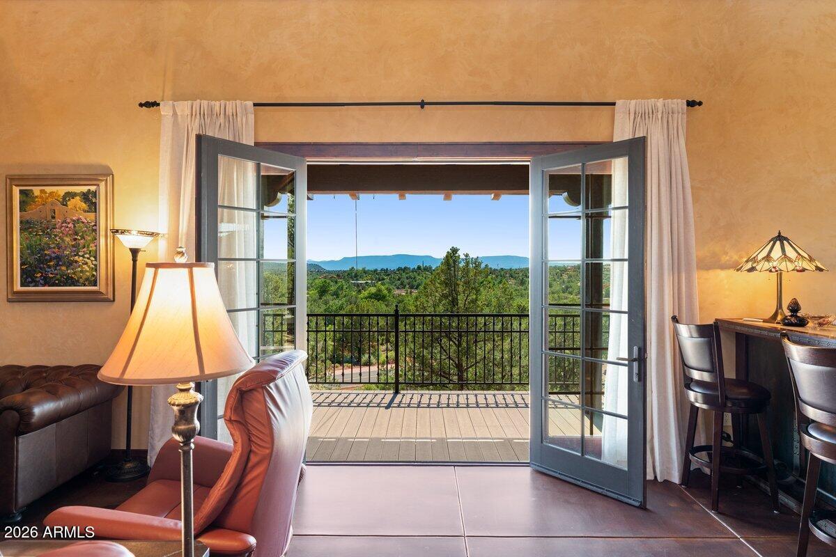 90 Bronco Dr, Sedona, AZ, 86336, USA, 5 Bedrooms Bedrooms, ,5 BathroomsBathrooms,Residential,Contingent,90 Bronco Dr,7030337