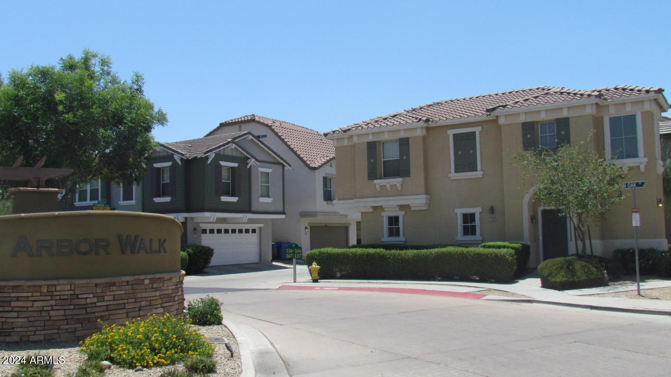 View Gilbert, AZ 85233 townhome