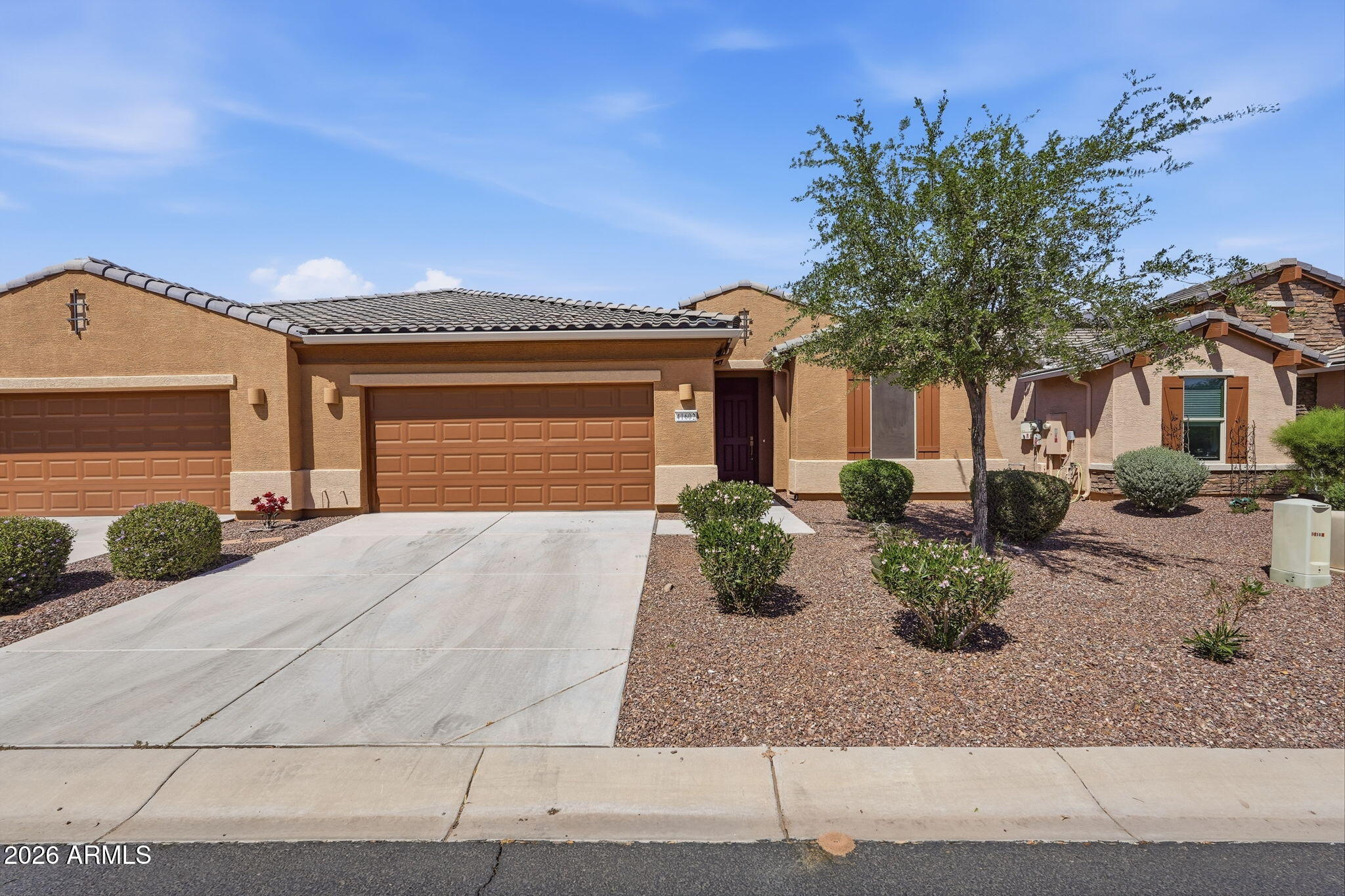 41602 W CALIENTE Drive