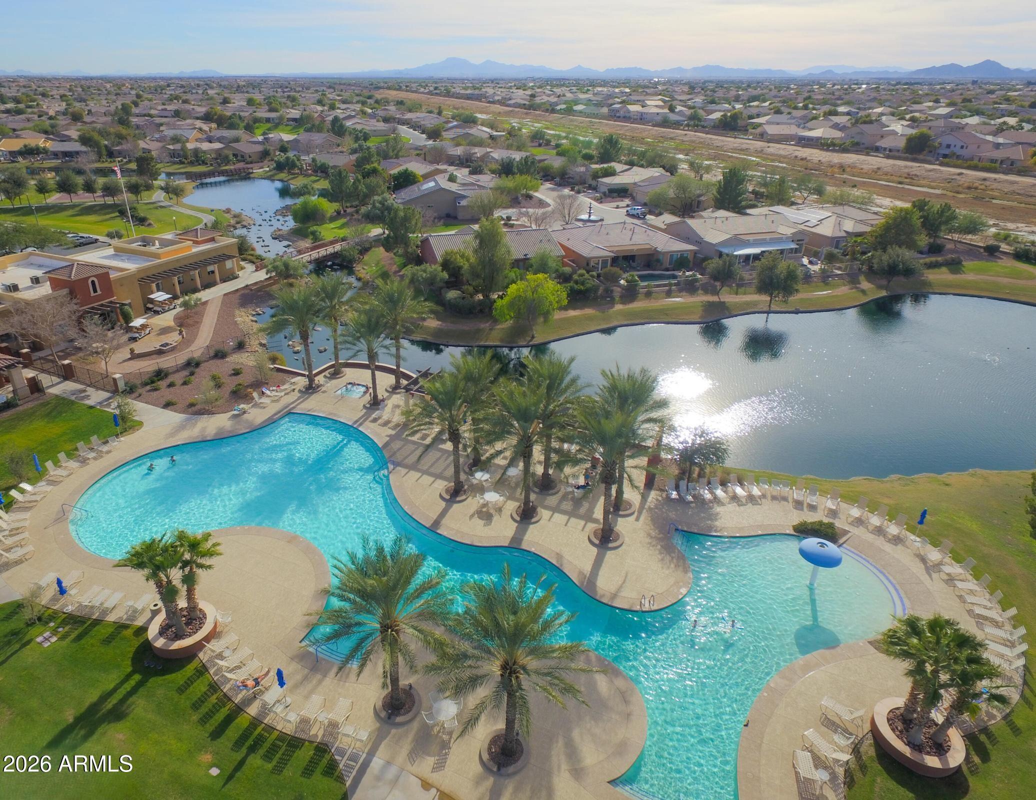 41602 W CALIENTE Drive