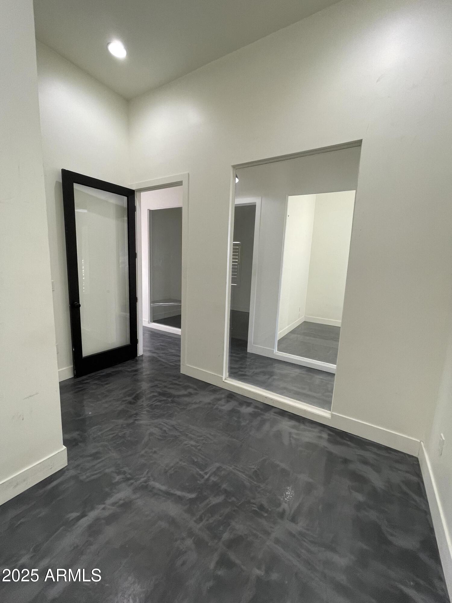 MESA ARIZONA - Commercial Lease