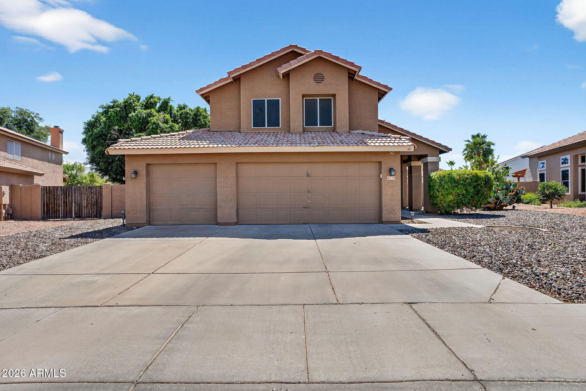 4719 E ROCKLEDGE Road