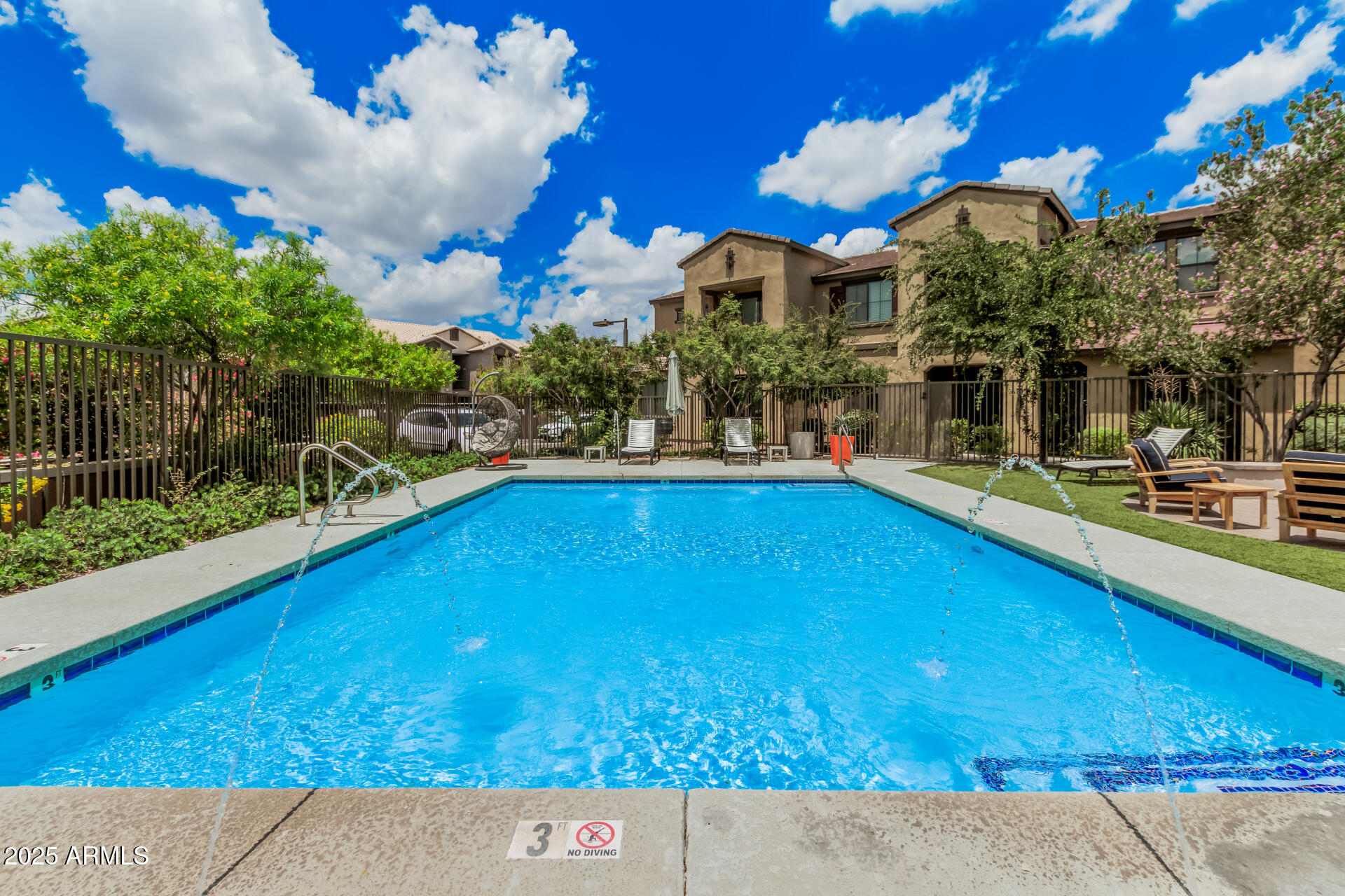 3900 E BASELINE Road 137