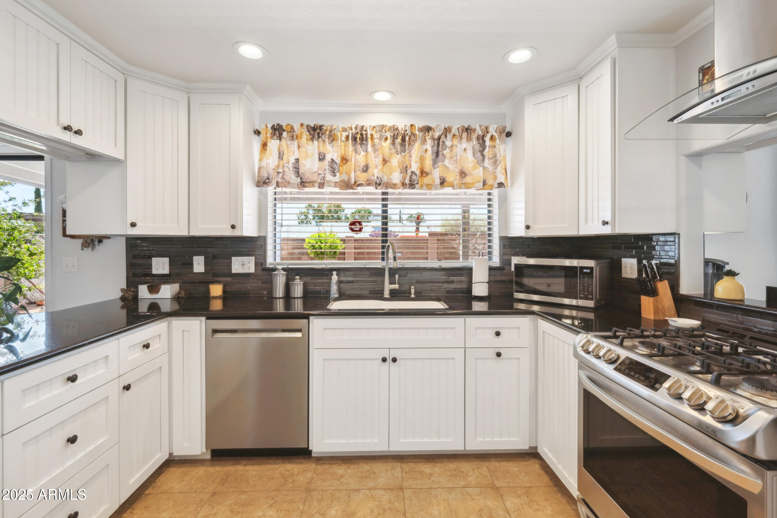QUAIL HOLLOW - Residential