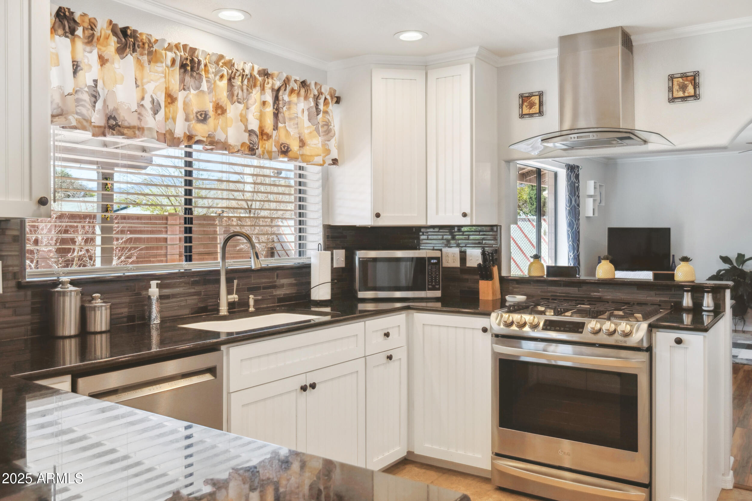 QUAIL HOLLOW - Residential