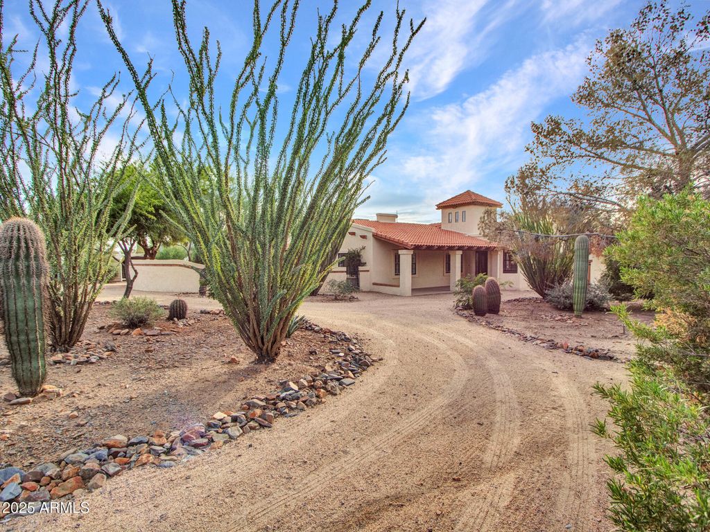 Photo of 7143 E Highland Road, Cave Creek, AZ 85331 (MLS # 6936214)