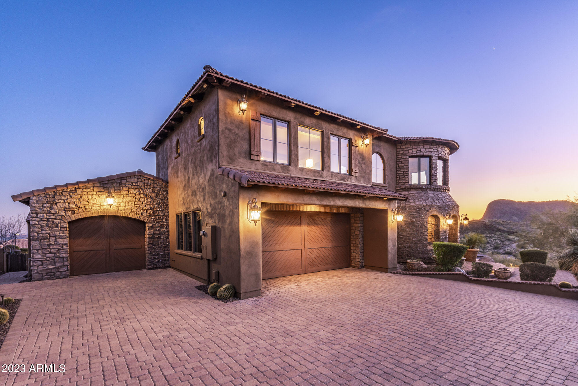 CRESTVIEW AT FOUNTAIN HILLS - Residential