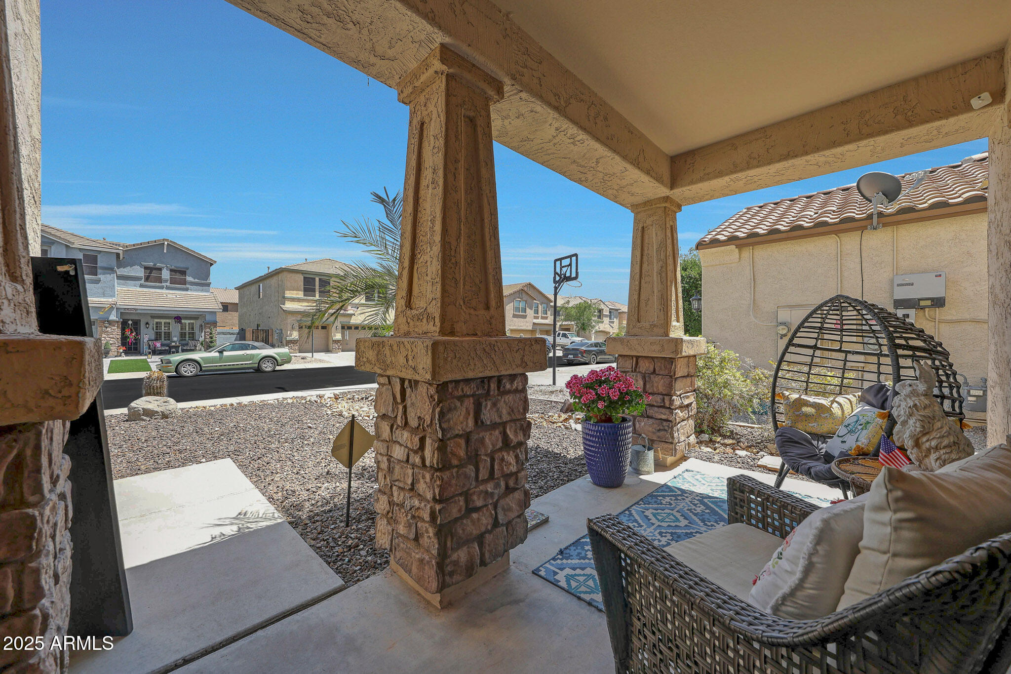 30185 W FLOWER Street