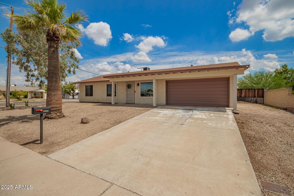 Photo of 17809 N 34th Avenue, Phoenix, AZ 85053 (MLS # 6935355)