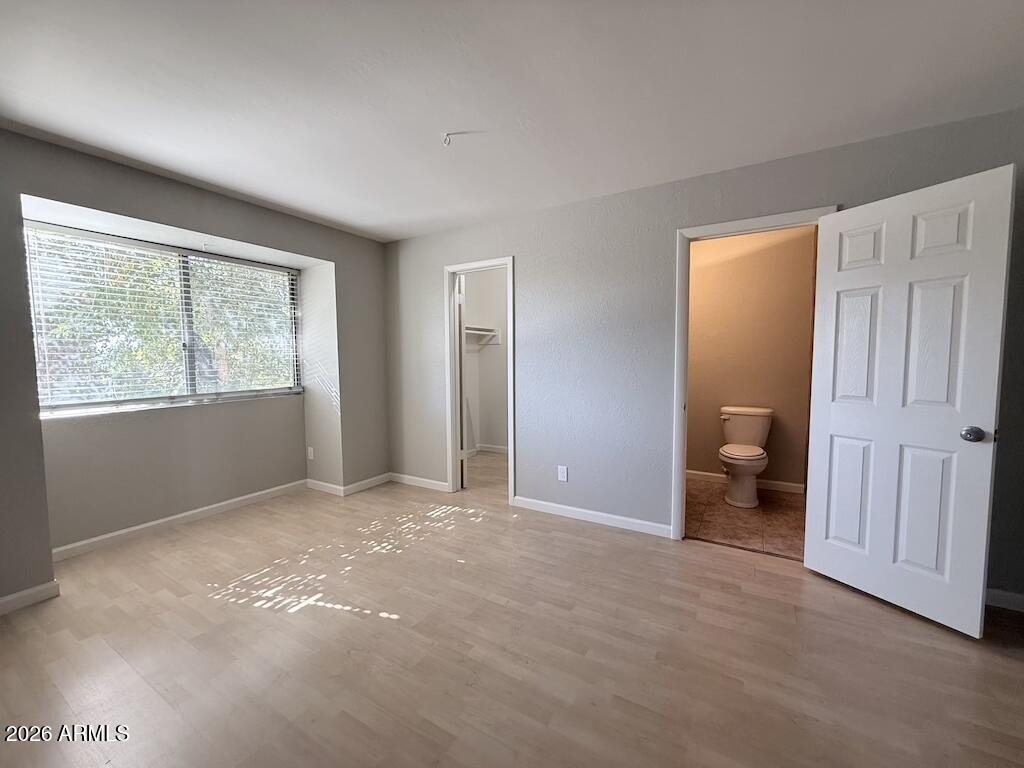 1004 E OSBORN Road E